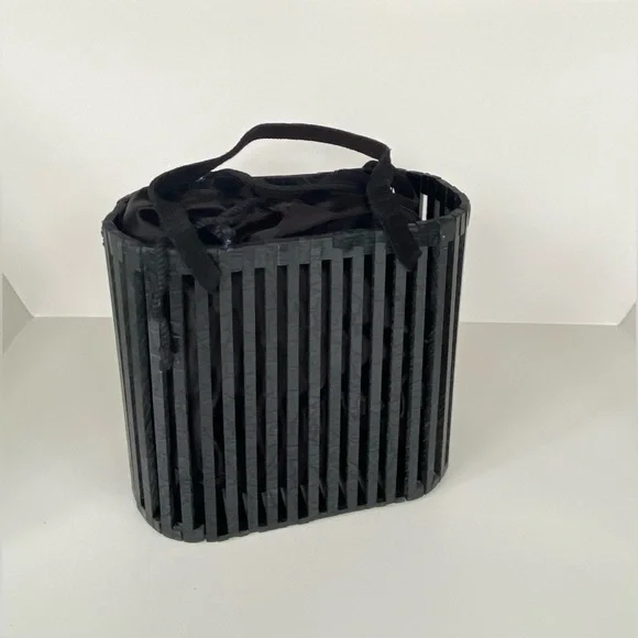 LOVESTITCH Resin Tote Bag, Shoulder Bag, Handbag, Pearl-Black - Picture 4 of 10